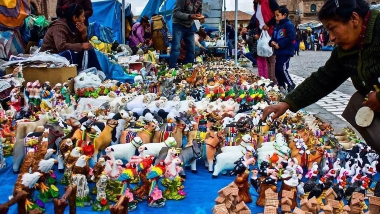 Animals for the nativity scene in Santurantiyku