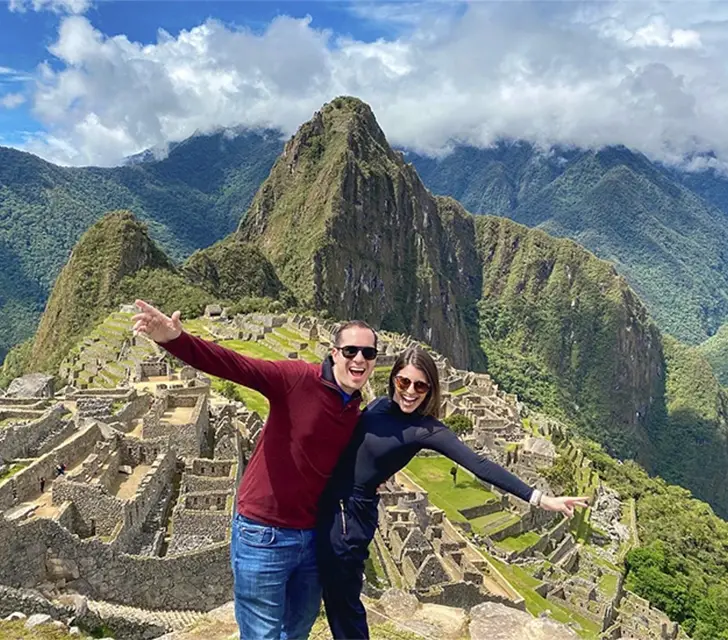 Private tour in Machu Picchu with a professional guide exploring Inca temples and terraces