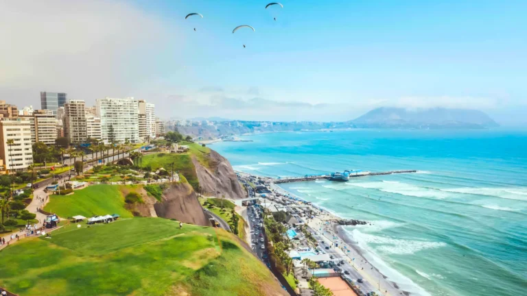 Zonas turísticas seguras en Lima, Miraflores y Barranco.