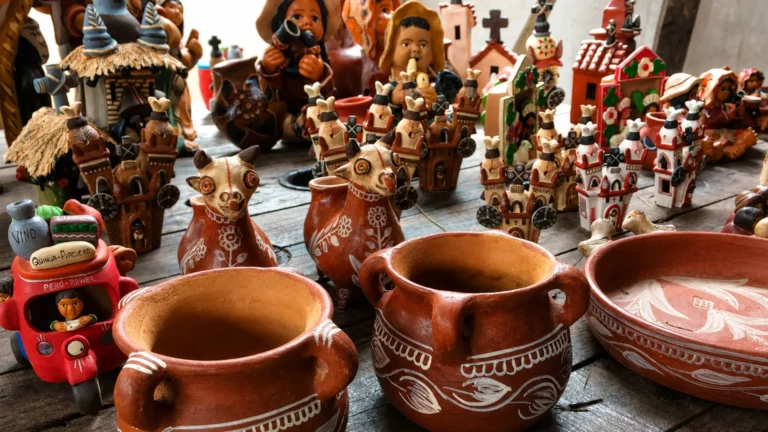 Cerámica de Quinua, Ayacucho, Perú