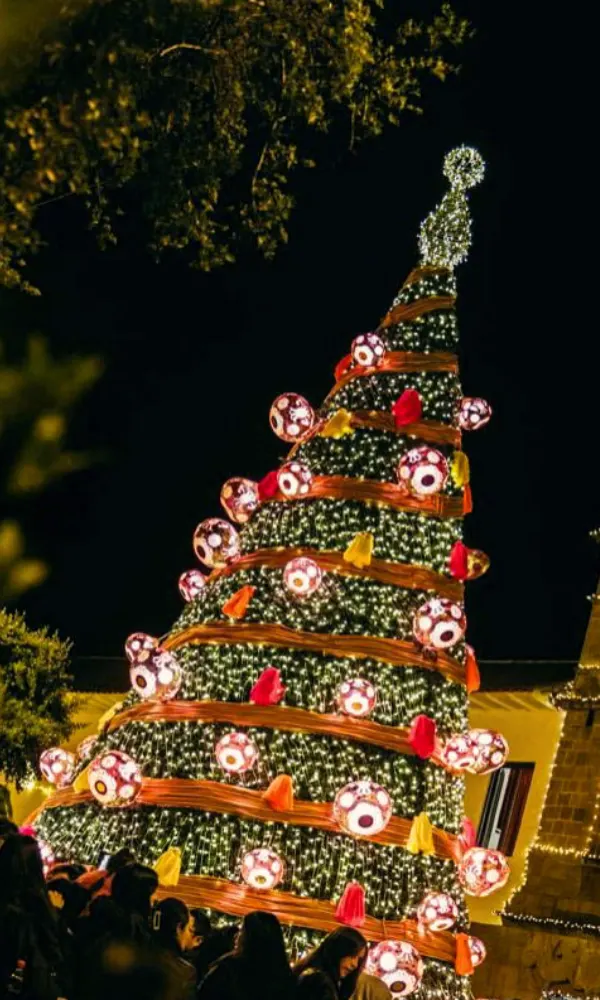 Christmas Tree Cusco Plaza Nazarenas