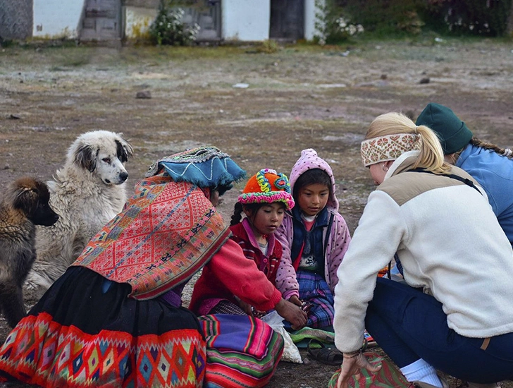 Community-based-tourism-lares-trek-4-days-3-nights-cusco-peru