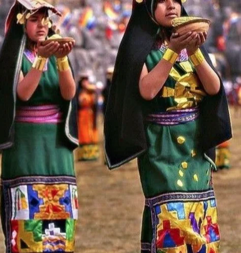 Green color inca meaning Nature, abundance