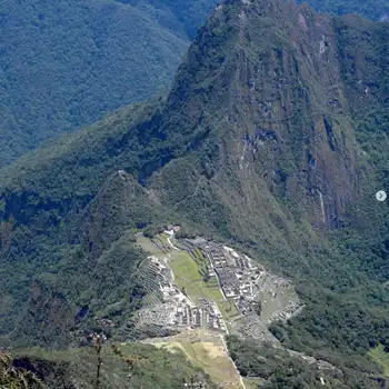 MONTAÑA MACHU PICCHU