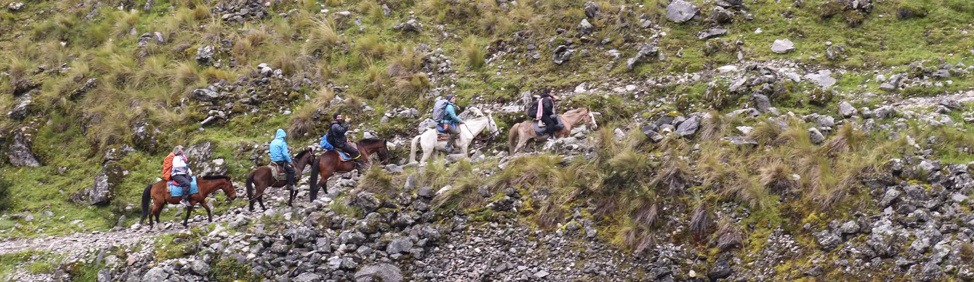 Alternative trek to Machu Picchu via the Salkantay route, different from the Inca Trail