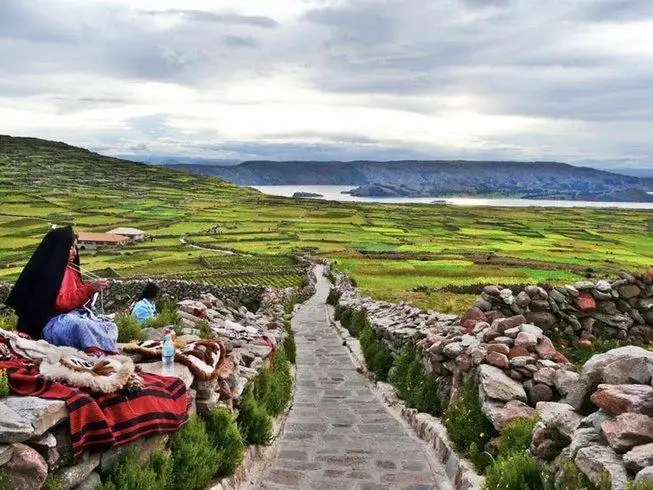 Walking trail and agricultural terraces on Amantani Island