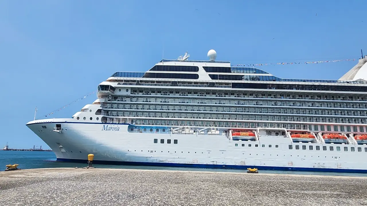 Cruise ships arriving at the Port of Callao
