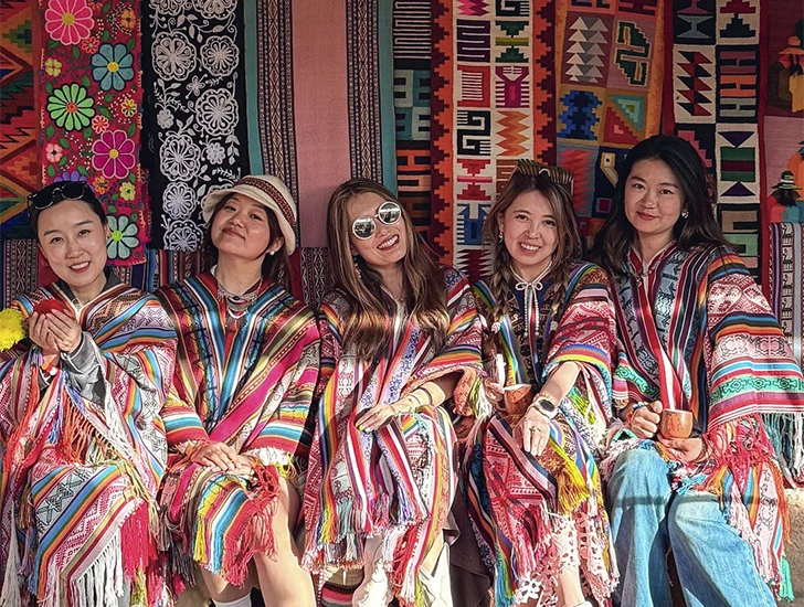 chinchero-traditional-textile-center-cusco-peru