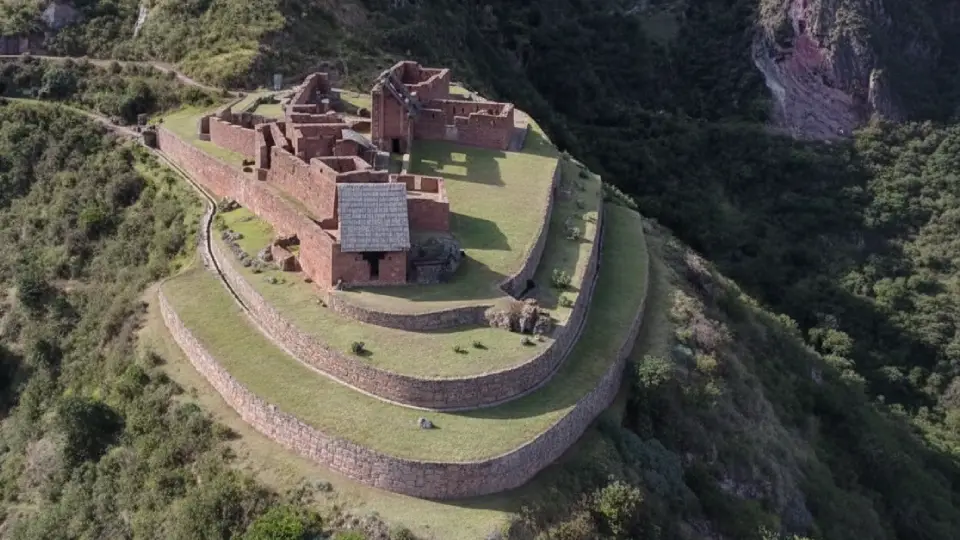 Raqaypata archaeological site during the rainy season