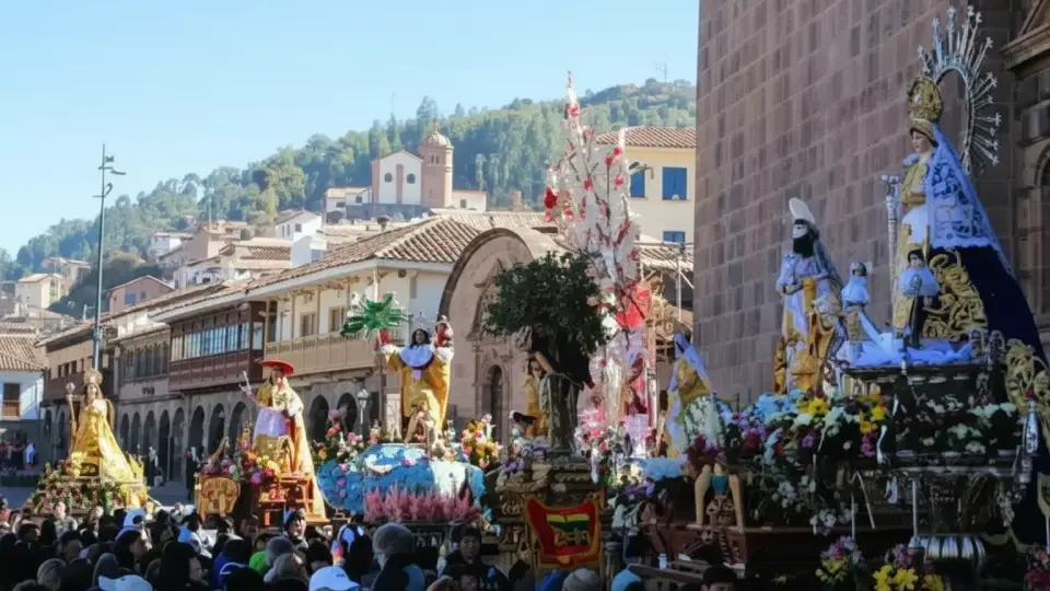 Corpus Christi, where the 15 saints are gathered in the main square.
