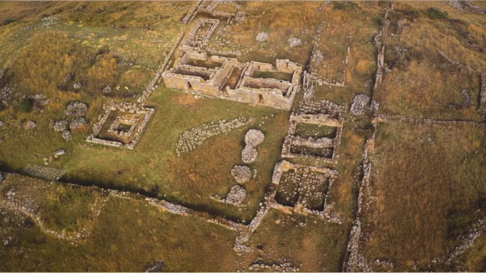 Sitio arqueológico Inca de Huánuco pampa en Perú