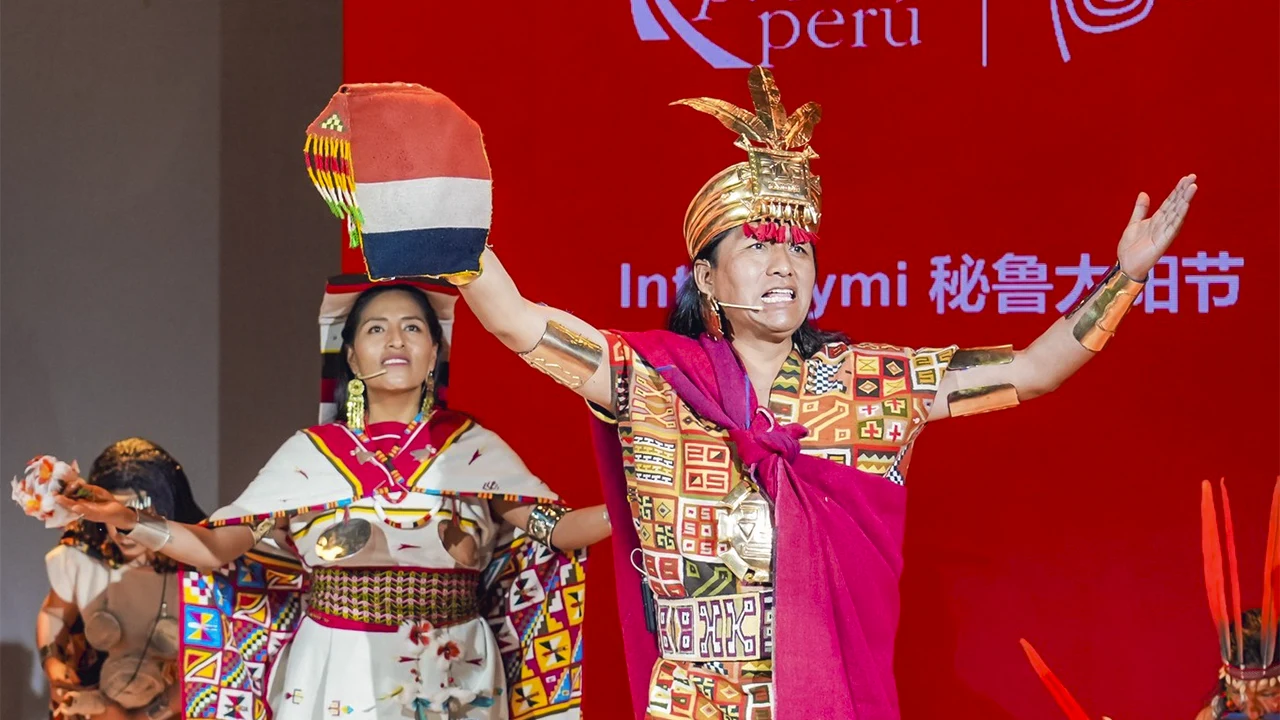 Representación del Inti Raymi presentada por PROMPERÚ en Shanghái para promover la cultura peruana en China