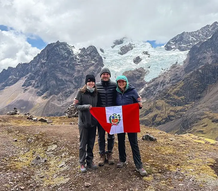Lares Trek Luxury 4 días 3 noches a Machu Picchu con experiencia cultural