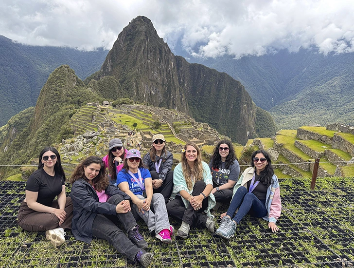 machu-picchu-circuit-2-panorama-tourist-group-day-3-cusco-5-days-4-nights-tour
