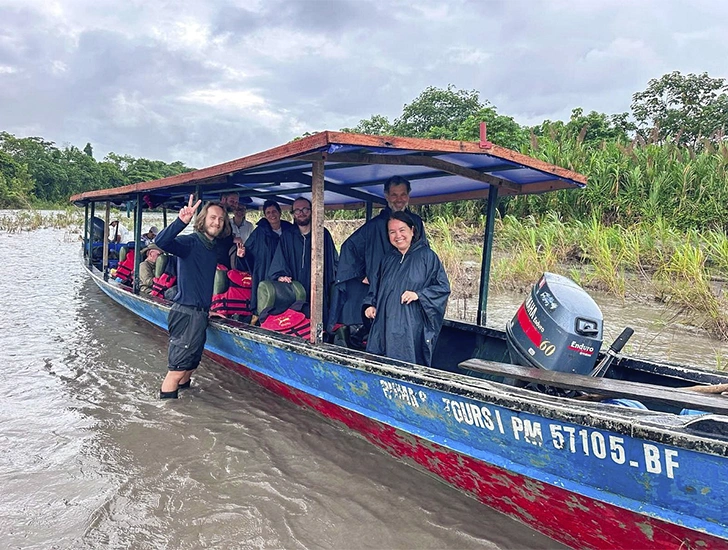 manu-river-wildlife-navigation-tour-3-days-2-nights (2)