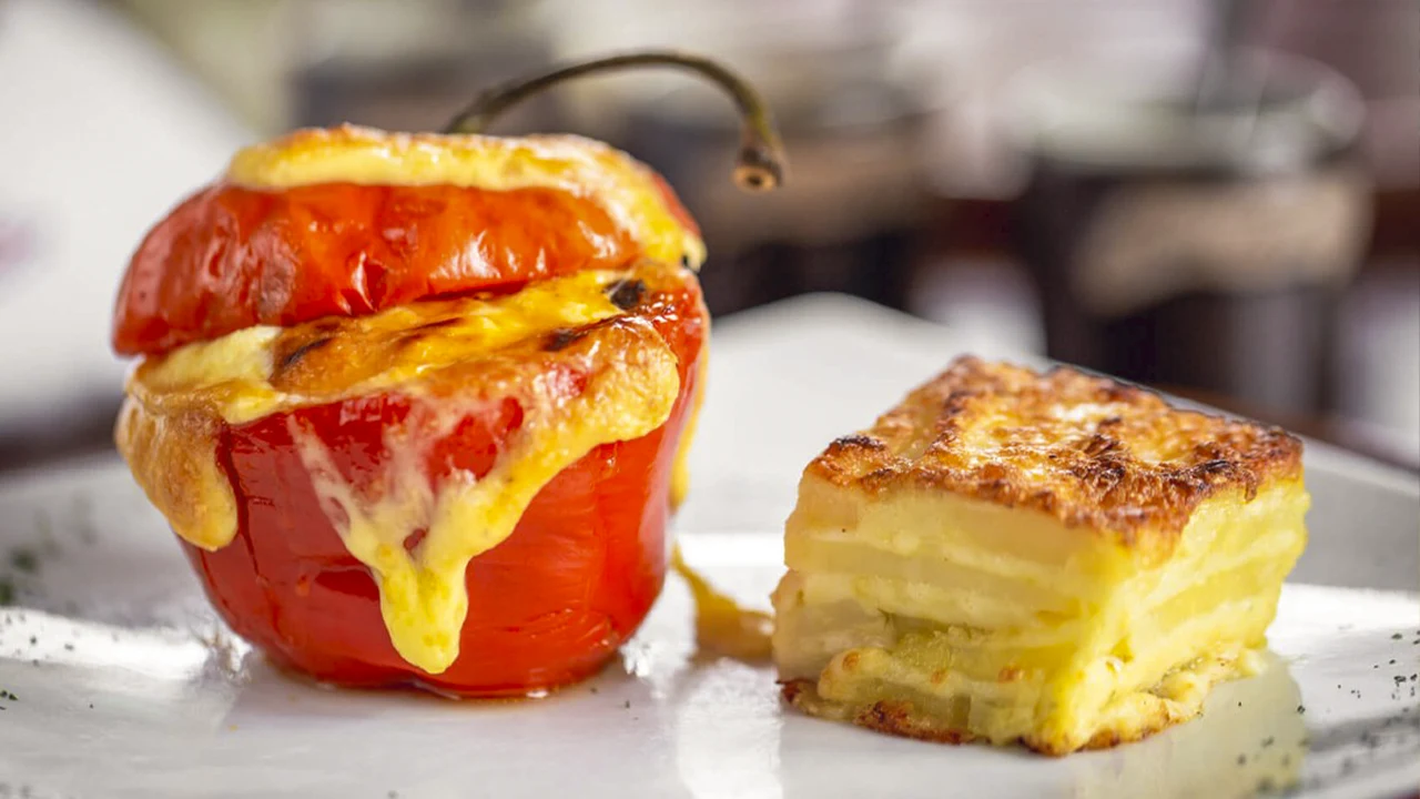 Rocoto relleno con pastel de papa