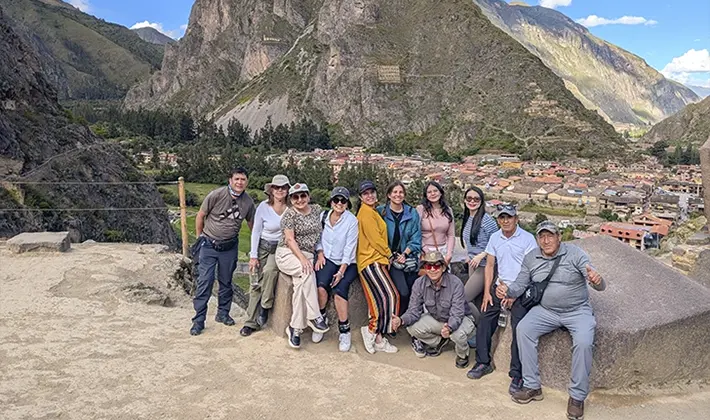 Ollantaytambo Cusco 4 Days to Machu Picchu with Uros Expeditions – explore the Sacred Valley, ancient ruins, and the Inca citadel