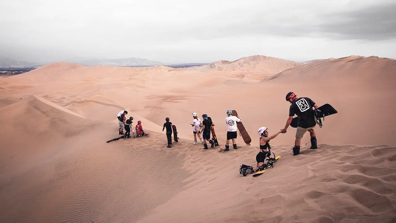 Sandboarding en Huacachina Ica