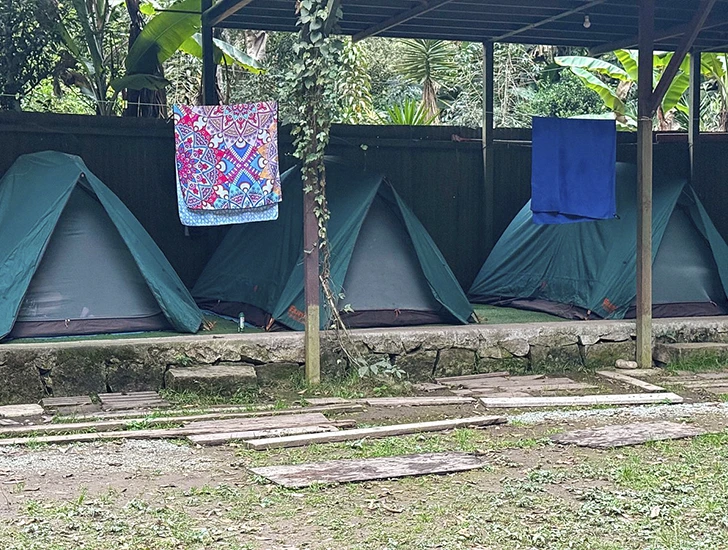 short-inca-trail-with-camping-to-machu-picchu-uros-expeditions