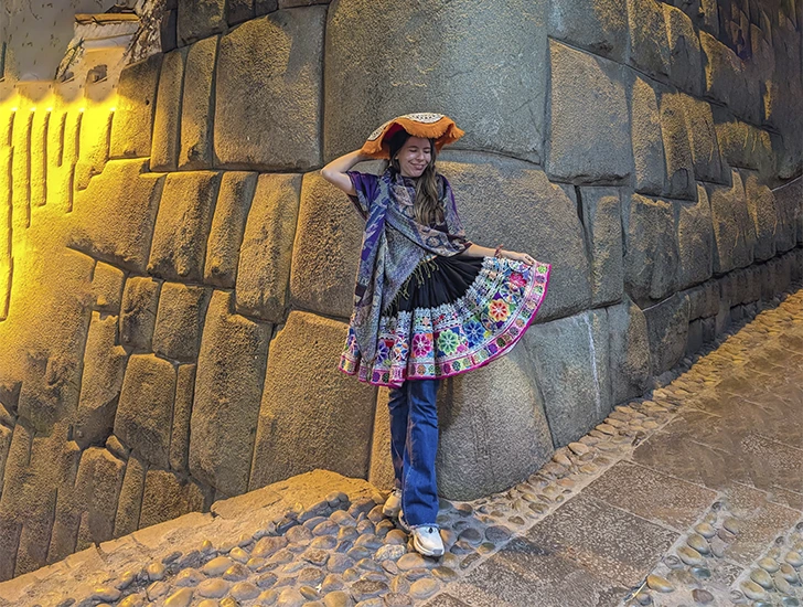 City Tour Cusco Full Day con Uros Expeditions – visita Sacsayhuamán, Qenqo, Tambomachay y el Templo del Sol