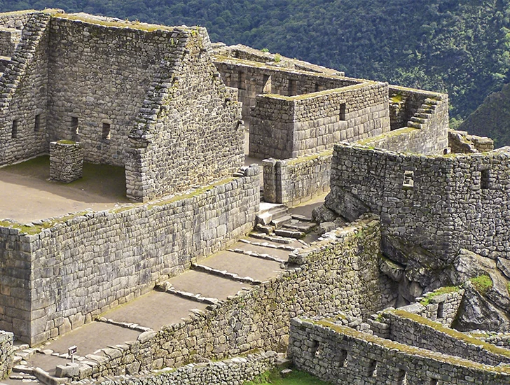 valle-sagrado-un-dia-hasta-machu-picchu-uros-expeditions