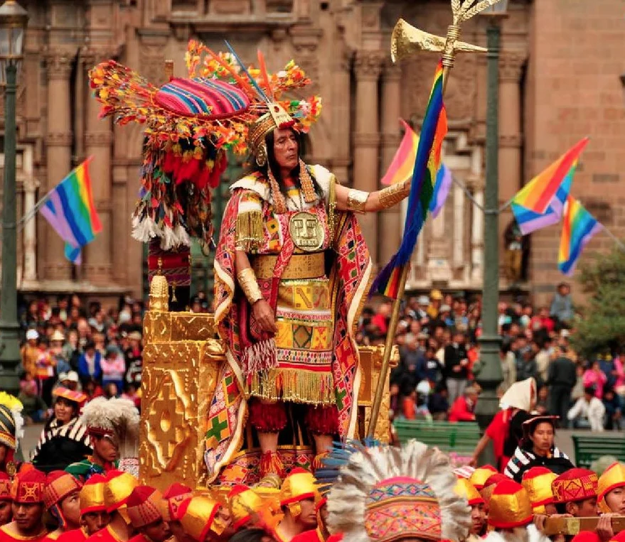 what is the only thing sapa inca could wear yellow